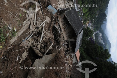 Casas destruídas após deslizamento de terra que causou mortes de moradores na Vila Militar - Petrópolis - Rio de Janeiro (RJ) - Brasil
