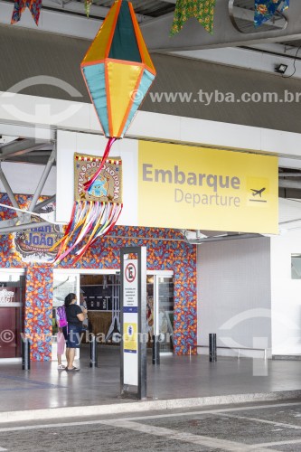 Entrada do Aeroporto Internacional de São Luis com decoração junina - São Luís - Maranhão (MA) - Brasil