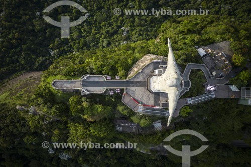 Foto feita com drone da estátua do Cristo Redentor - Visão vertical - Rio de Janeiro - Rio de Janeiro (RJ) - Brasil