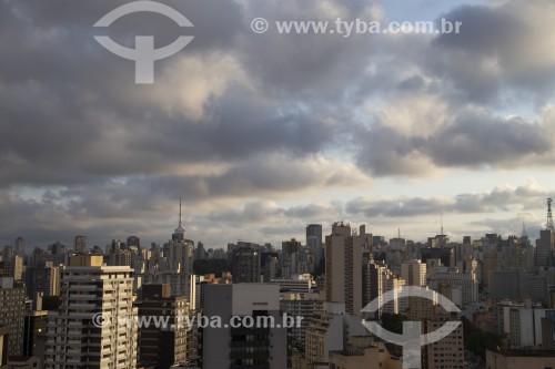 Prédios na paisagem urbana de São Paulo - São Paulo - São Paulo (SP) - Brasil