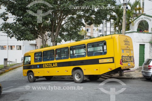Ônibus de transporte escolar - Cantagalo - Rio de Janeiro (RJ) - Brasil