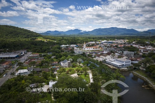 Foto feita com drone do Rio Nhundiaquara com Hotel Nhundiaquara em sua margem - Morretes - Paraná (PR) - Brasil