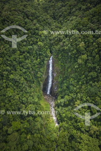 Foto feita com drone da Cachoeira Salto Morato - Reserva Ecológica Salto Morato - Guaraqueçaba - Paraná (PR) - Brasil
