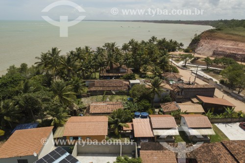 Foto feita com drone de vila em Cumuruxatiba) - Prado - Bahia (BA) - Brasil