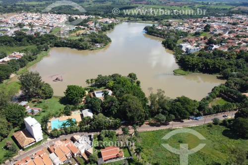 Foto feita com drone da Represa Lavinio Luchesi - Monte Aprazível - São Paulo (SP) - Brasil