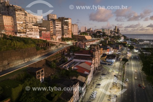 Foto feita com drone mostrando a Cidade Alta e a Cidade Baixa com a Igreja de Nossa Senhora da Conceição da Praia - Salvador - Bahia (BA) - Brasil