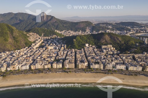 Foto feita com drone da orla da Praia de Copacabana - Rio de Janeiro - Rio de Janeiro (RJ) - Brasil