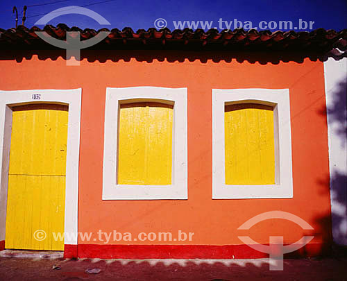  Architectural detail, colorfully painted facade of a colonial-era house - House of Deodoro da Fonseca Marechal* - Alagoas state - Brazil  * The house, where the Manuel Deodoro da Fonseca Marechal (the proclamador of the republic) was born in 05-08-1 