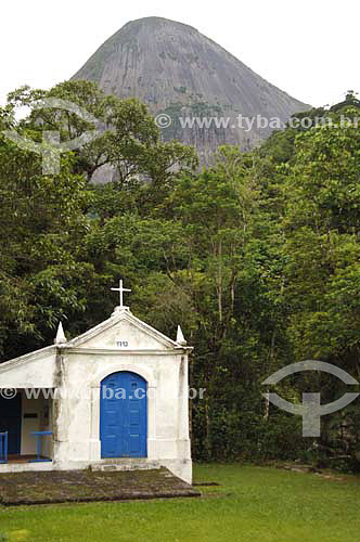  Front of Nossa Senhora da Conceição Chapel, a baroque style chapel that dates 1713 - National Park of Serra dos órgãos / rota do ciclo do ouro - Barreira city - RJ state - Brazil - january, 2007 