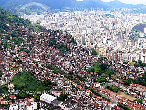  Aerial view of slum in Rio Comprido neighbourhood - Rio de Janeiro city - Rio de Janeiro state - Brazil 
