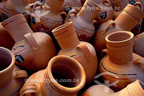  Handmade ceramics - craftwork - pots 