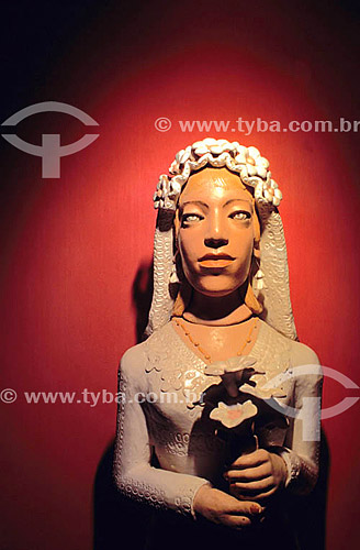  Ceramics handmade - craftwork -Bride figure - author: Amaro Rodrigues - collection of the Museu do Pontal Museum (Museum of the Pontal) - Recreio dos Bandeirantes neighbourhood - Rio de Janeiro city - Rio de Janeiro state - Brazil 