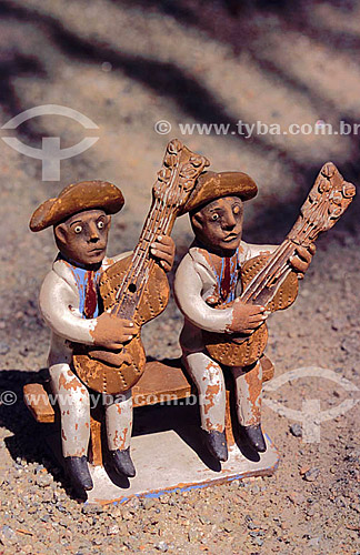  Ceramics handamade - craftwork - Musicians figure - author:  Amaro Rodrigues - Pontal Museum - Recreio dos Bandeirantes neighbourhood - Rio de Janeiro city - Rio de Janeiro state - Brazil 