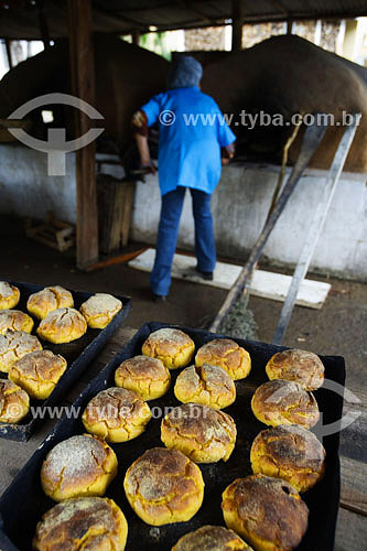  Corn bread made in mud oven  - Caldas city - Brazil