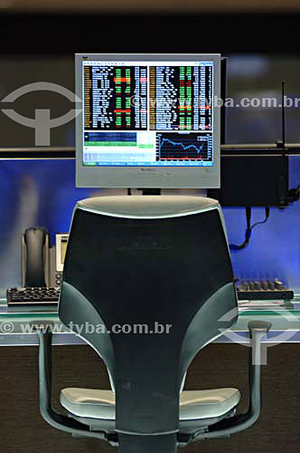  BOVESPA (Brazilian Stock Exchange in Sao Paulo) - Investment table - Computer - Sao Paulo city - Sao Paulo state - Brazil - November 2006 