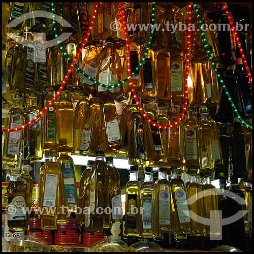  Olive oils and others - Municipal Market of Sao Paulo city - Sao Paulo state - Brazil - 01-25-2004. 