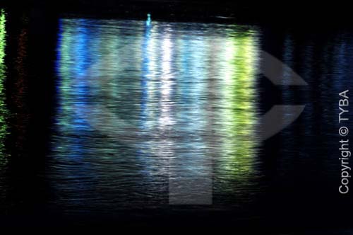  Visual effect: lights reflected in the water - Rio de Janeiro city - Rio de Janeiro state - Brazil 