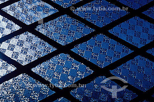  Visual pattern - Detail of a window made in glass and metal 