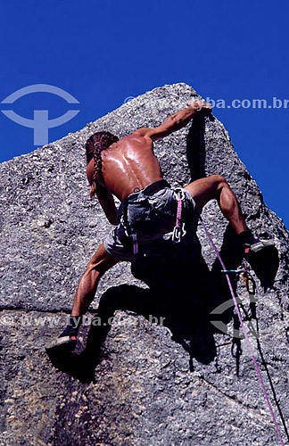  Luiz Claudio Cortes climbing at Itacoatiara - Niteroi city - Rio de Janeiro state - Brazil 