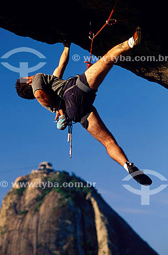  Marco Vidon (Released 40) - Via Nosferatus - climbing at Morro da Babilonia (Babylonia Mountain).  The Sugar Loaf Moutain* is in the background - Urca - Rio de Janeiro city - Rio de Janeiro state - Brazil   *Commonly called Sugar Loaf Mountain, the  