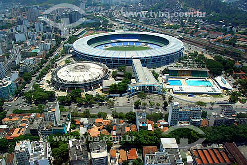  Aerial view of the Maracana Stadium* - Maracana neighbourhood - Rio de Janeiro city - Rio de Janeiro state - Brazil - November 2006  * The Stadium is a National Historic Site since 12-26-2000. 