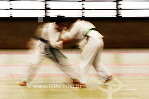  Judo fight 