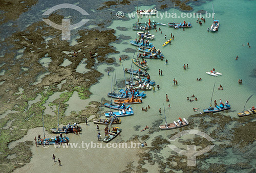  Aerial view of people and 