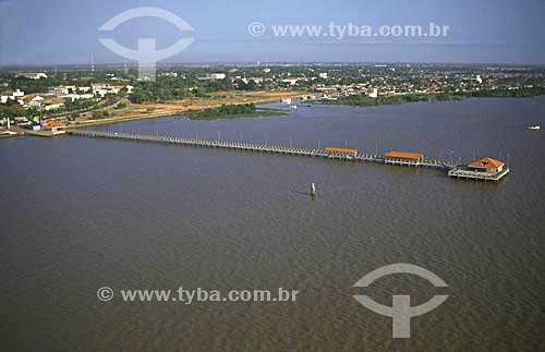  Aerial view of the Eliezer Levy on the Amazonas River, with the city of Macapa behind to the left - Amapa state - Brazil 