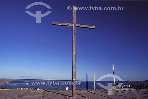  Subject: Wooden cross in Coroa Vermelha, Cabralia Bay, where landed Pedro Alvarez Cabral and where was held the first mass in Brazil / Place: Santa Cruz de Cabralia city - Bahia state  (BA - Brazil / Date: 2000 