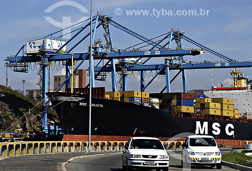  Vitoria city harbour - Ship with containers - Espirito Santo state - Brazil - June 2007 