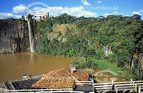  Waterfall and walkway at Tangua Park - Curitiba city - Parana state - Brazil - 2002 