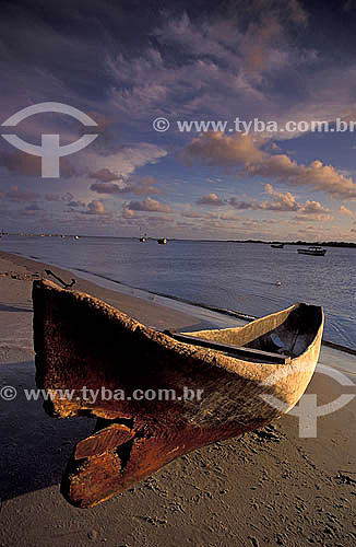  Boat on the sand - Superagui village - Parana state - Brazil 