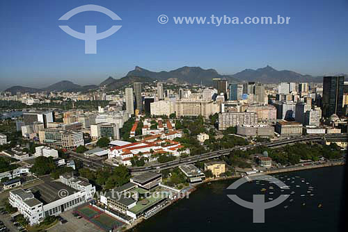  Aerial view of Rio de Janeiro City Center with the National Historic Museum, Air Forces club, Albamar restaurant and Perimetral Avenue to the center and mountains in the background - Rio de Janeiro city - Rio de Janeiro state - Brazil - July of 2006 