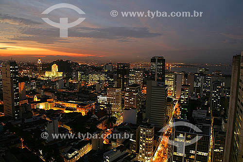  Sunset with streets and buildings iluminated, Downtown - Rio de Janeiro city - Rio de Janeiro state - Brazil - September 2006 