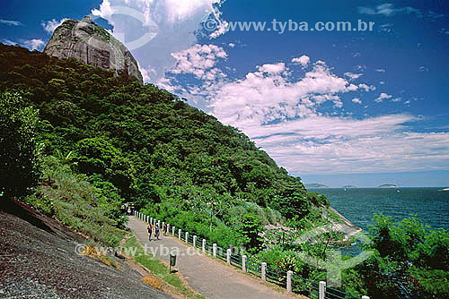  Claudio Coutinho Track with Sugar Loaf (*) Mountain in the background - Urca neighborhood - Rio de Janeiro city  - Rio de Janeiro state - Brazil  * National Historic Site since 08-08-1973.   