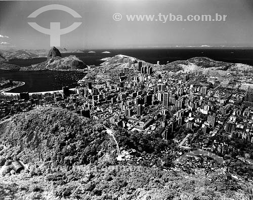  Sugar Loaf Mountain in the background - Dona Marta Overlook - Rio de Janeiro city - Rio de Janeiro state - Brazil 