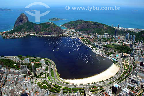  Aerial view of Botafogo Beach with Suggar Loaf in the background - Rio de Janeiro city - Rio de Janeiro state - Brazil - November 2006 