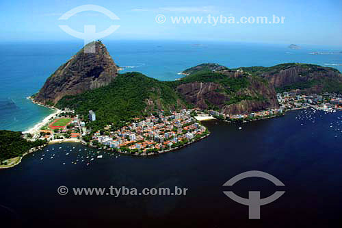  Aerial view of Sugar Loaf Mountain* and Urca neighbourhood - Rio de Janeiro city - Rio de Janeiro state - Brazil - November 2006  *Commonly called Sugar Loaf Mountain, the entire rock formation also includes Urca Mountain and Sugar Loaf itself (the  