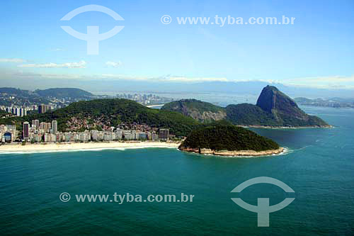  Leme Beach with Morro do Leme (Leme Mountain) to the right and Sugar Loaf Mountain in the background - Rio de Janeiro city - Rio de Janeiro state - Brazil - November 2006   