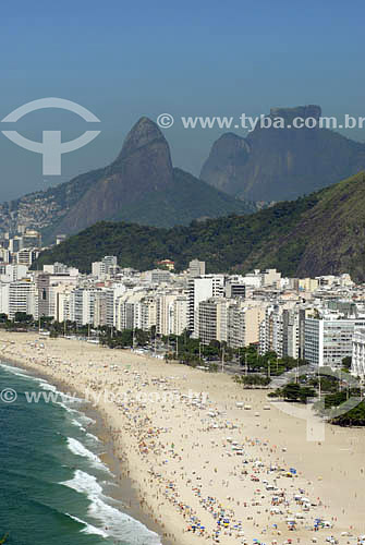  Copacabana beach seen from Leme fort - Rio de Janeiro city - Rio de Janeiro state - Brazil 