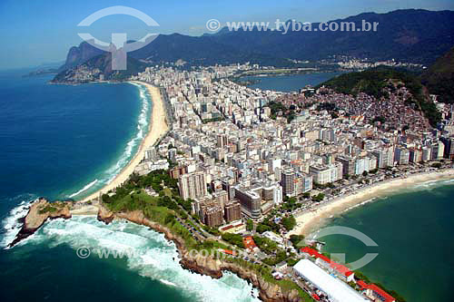  View of the Rio de Janeiro city showing Rock of Arpoador below and Ipanema and Leblon Beaches with Rock of Gavea and Morro Dois Irmaos (Two Brothers Mountain)* in the background - Rio de Janeiro city - Rio de Janeiro state - Brazil - November 2006 