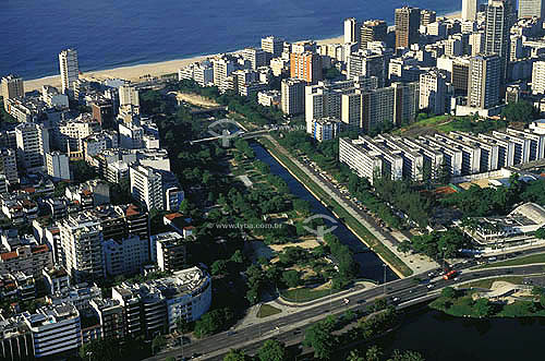  Aerial view of Alah Garden with the channel that divide the neighborhoods of Ipanema and Leblon - Rio de Janeiro city - Rio de Janeiro state - Brazil 