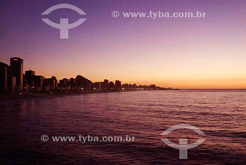  Sunrise at Leblon and Ipanema beach - Rio de Janeiro city - Rio de Janeiro state - Brazil 