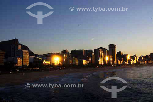  Sunrise at Leblon and Ipanema beach - Rio de Janeiro city - Rio de Janeiro state - Brazil 