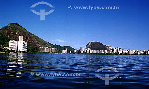 View from the middle of Lagoa Rodrigo de Freitas (Rodrigo de Freitas Lagoon)*, with the buildings located  in the hillsides of the 