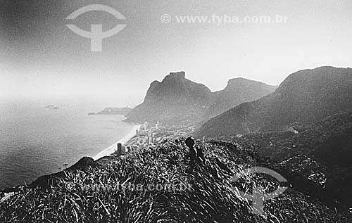  The neighborhood of Sao Conrado with Rock of Gavea in the background, as seen from the top of Morro Dois Irmaos (Two Brothers Mountain)  - Rio de Janeiro city - Rio de Janeiro state (RJ) - Brazil