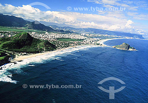  Aerial view of Recreio dos Bandeirantes with Barra da Tijuca Beach in the background - Rio de Janeiro city - Rio de Janeiro state - Brazil 