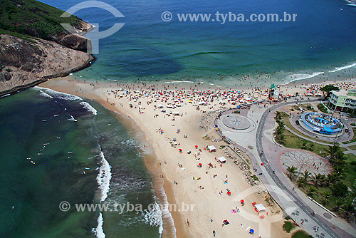  Aerial view of Pontal stone, between Recreio and Macumba beaches - Recreio dos Bandeirantes neighbourhood - Rio de Janeiro city - Rio de Janeiro state - Brazil 