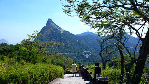  Corcovado mountain seen from Dona Marta observatory - Rio de Janeiro city - Rio de Janeiro state - Brazil 