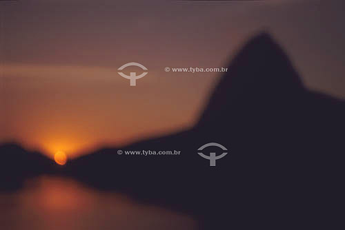  Sugar Loaf Mountain at sunrise - Rio de Janeiro city - Rio de Janeiro state - Brazil 